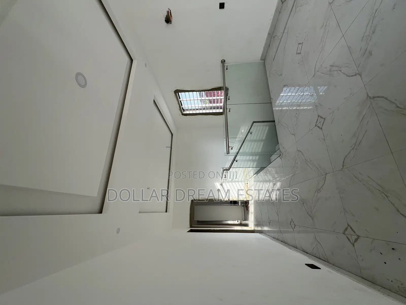 4bdrm House in Sakumono for sale