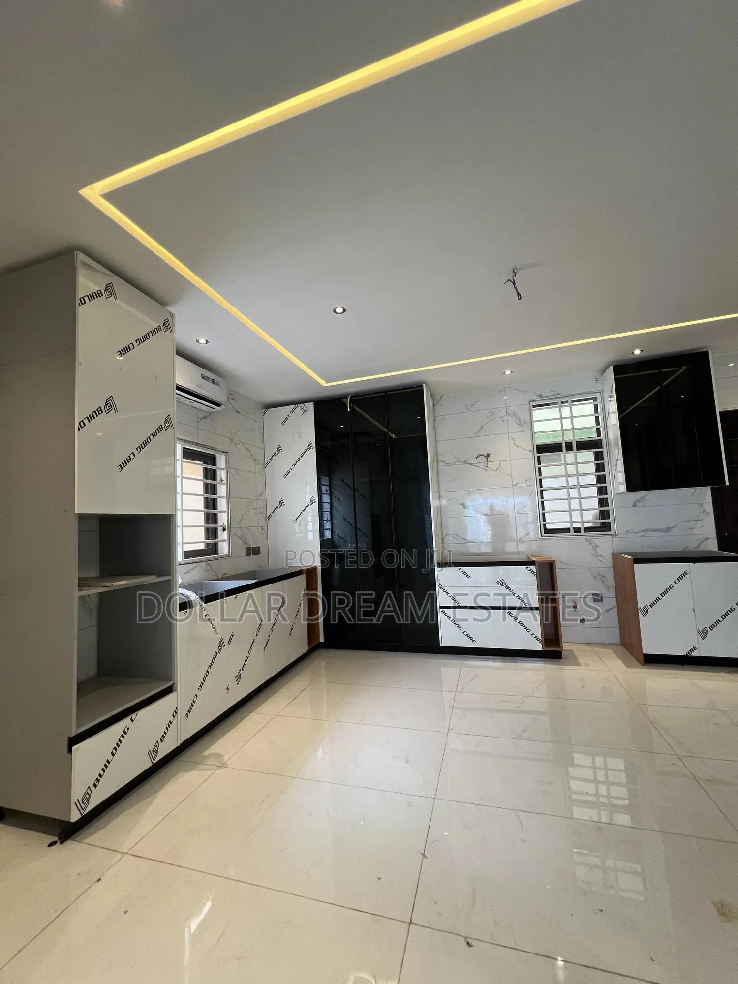 4bdrm House in Ashaley Botwe for sale