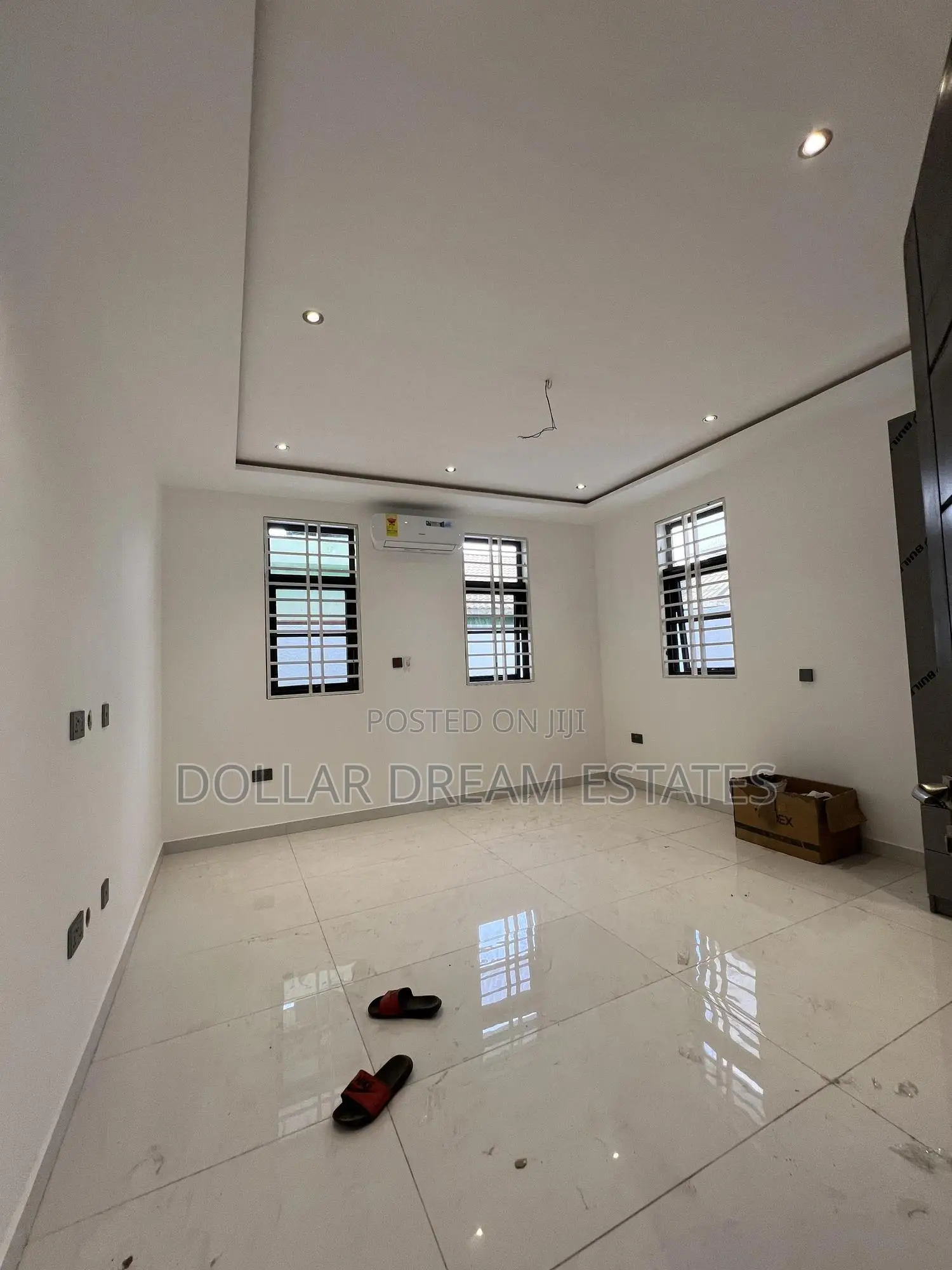 4bdrm House in Ashaley Botwe for sale