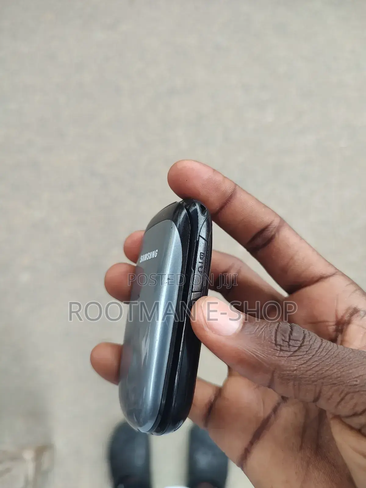 Samsung GT-E1080 Gray