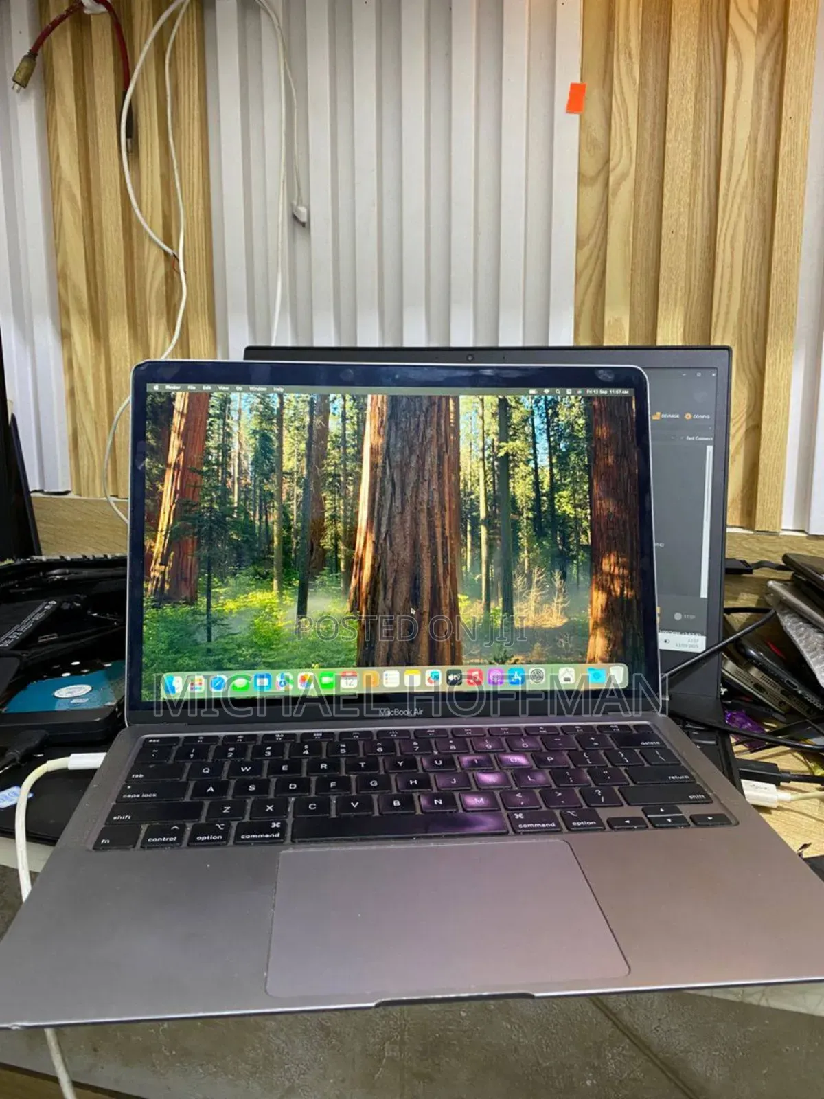 Macbooks Unlocking