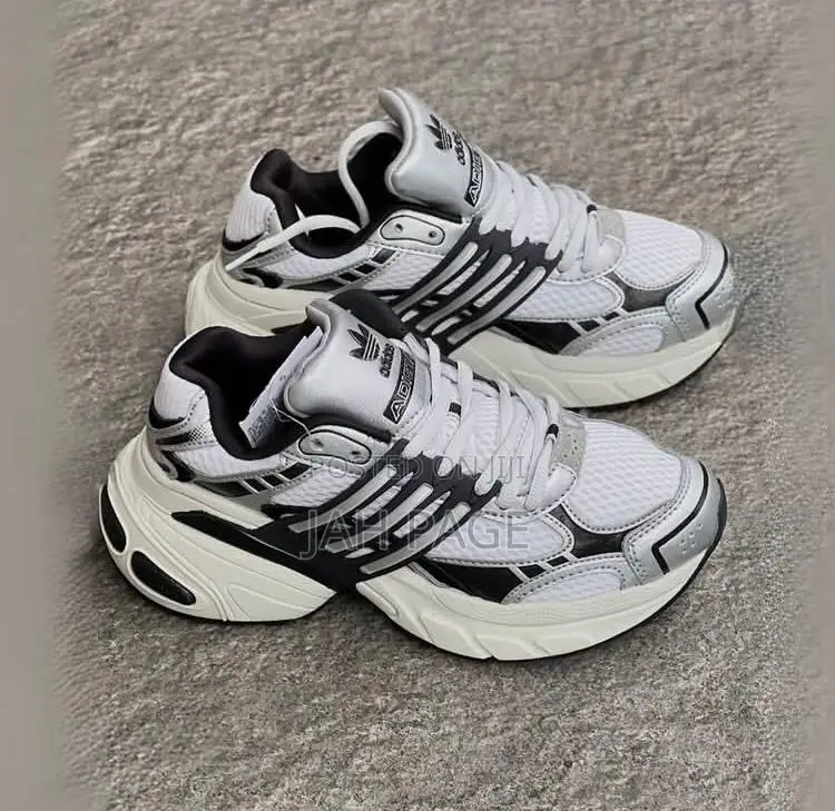 Adidas Adistar XLG White Black