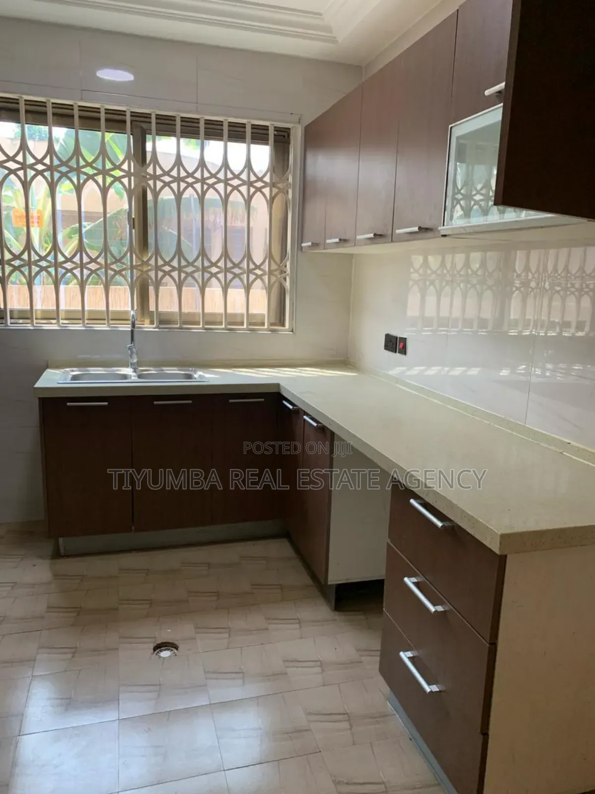 2bdrm Apartment in Tiyumba Agency, North Legon for rent