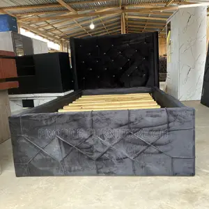 One And Half Bedframe // Luxurious And Durable
