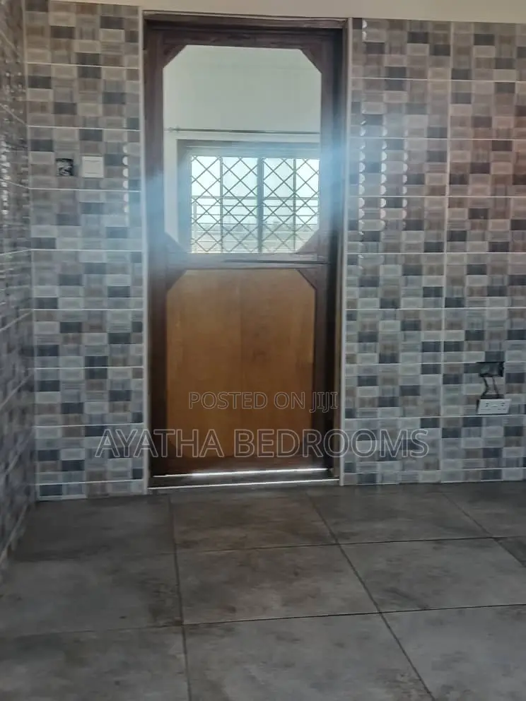 2bdrm Apartment in Modern Bedroom, Ledzokuku-Krowor for rent