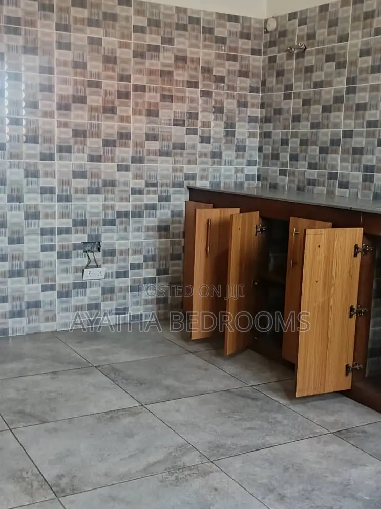 2bdrm Apartment in Modern Bedroom, Ledzokuku-Krowor for rent
