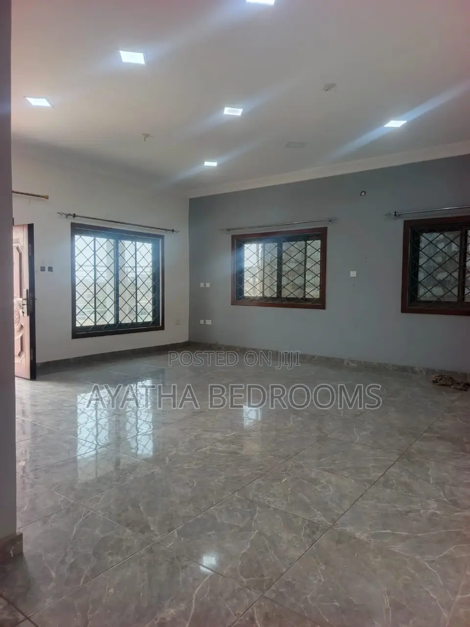 2bdrm Apartment in Modern Bedroom, Ledzokuku-Krowor for rent