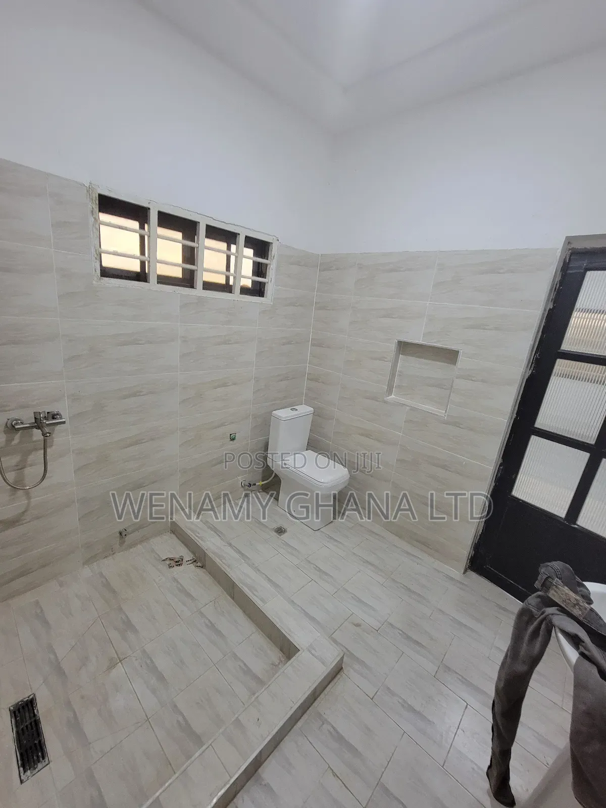 2bdrm Townhouse / Terrace in Community 25 for rent