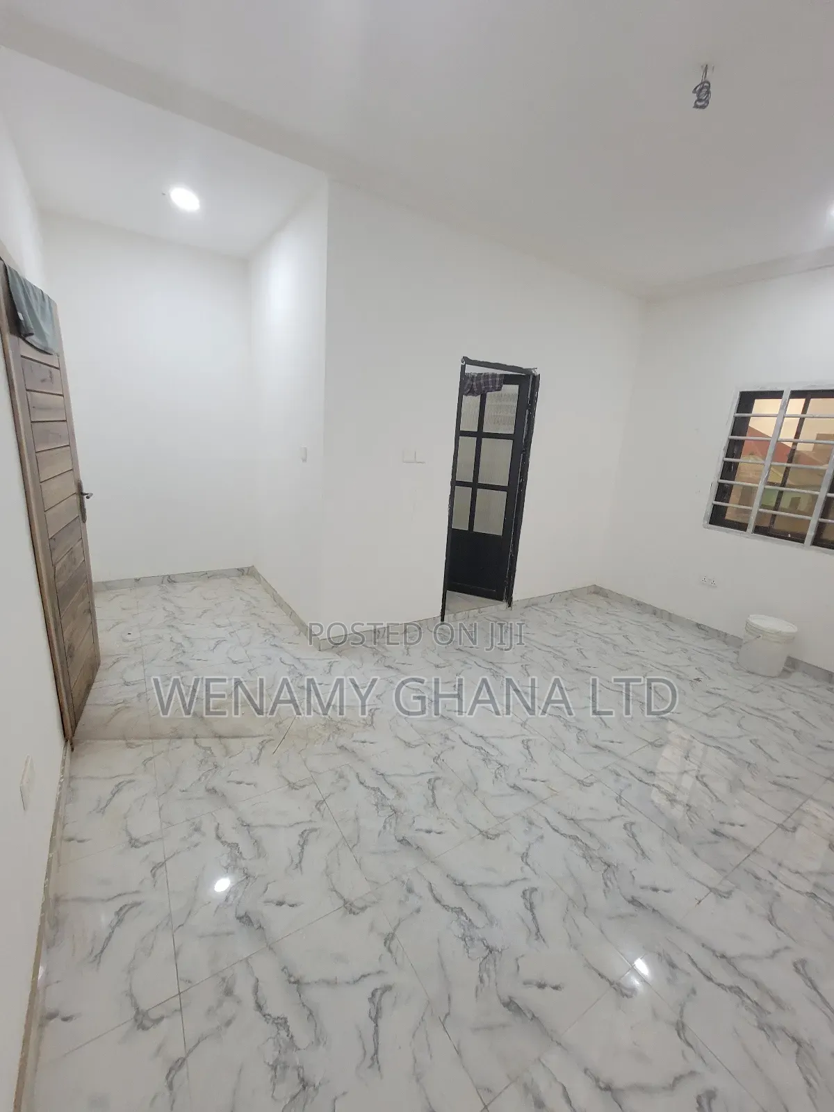 2bdrm Townhouse / Terrace in Community 25 for rent