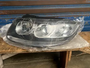 Hyundai Santa Fe 2008 Headlights