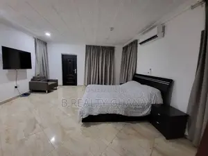 4bdrm House in Airport Residential Area for rent