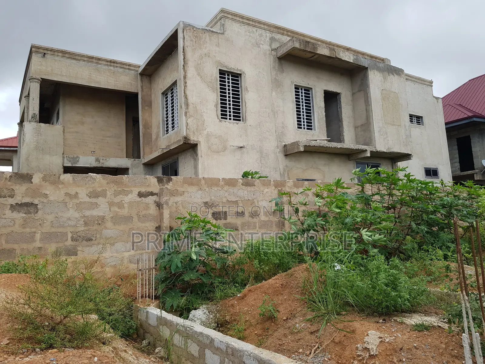 6 Bedrooms All With Washrooms