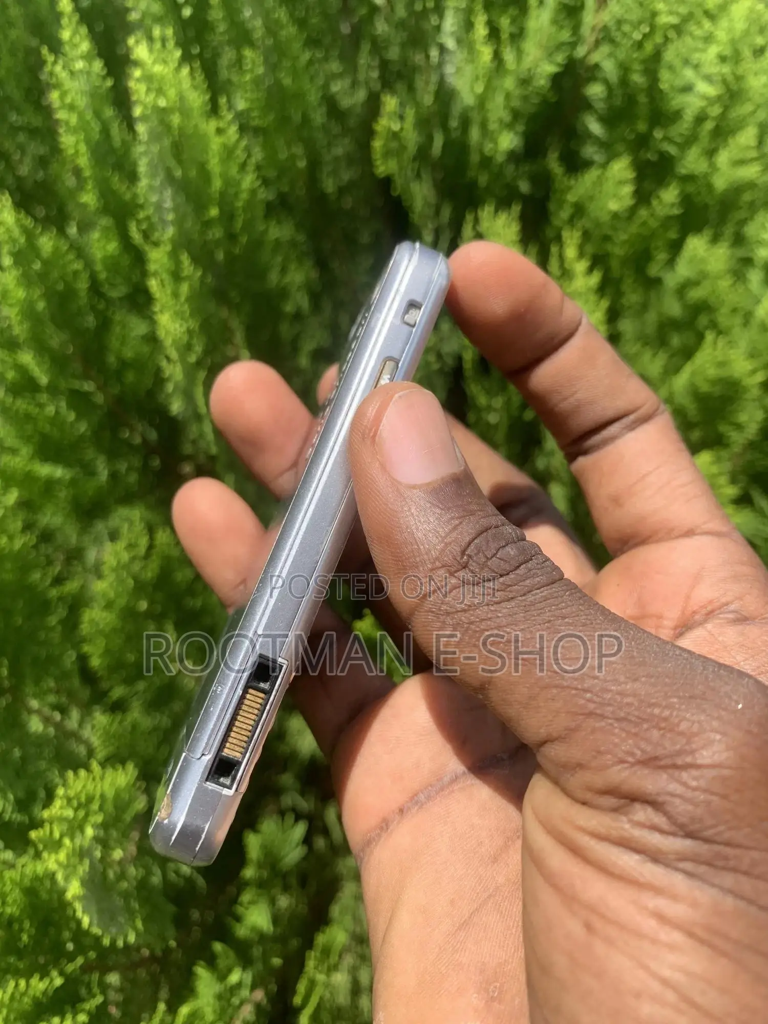 Sony Ericsson W890 Silver