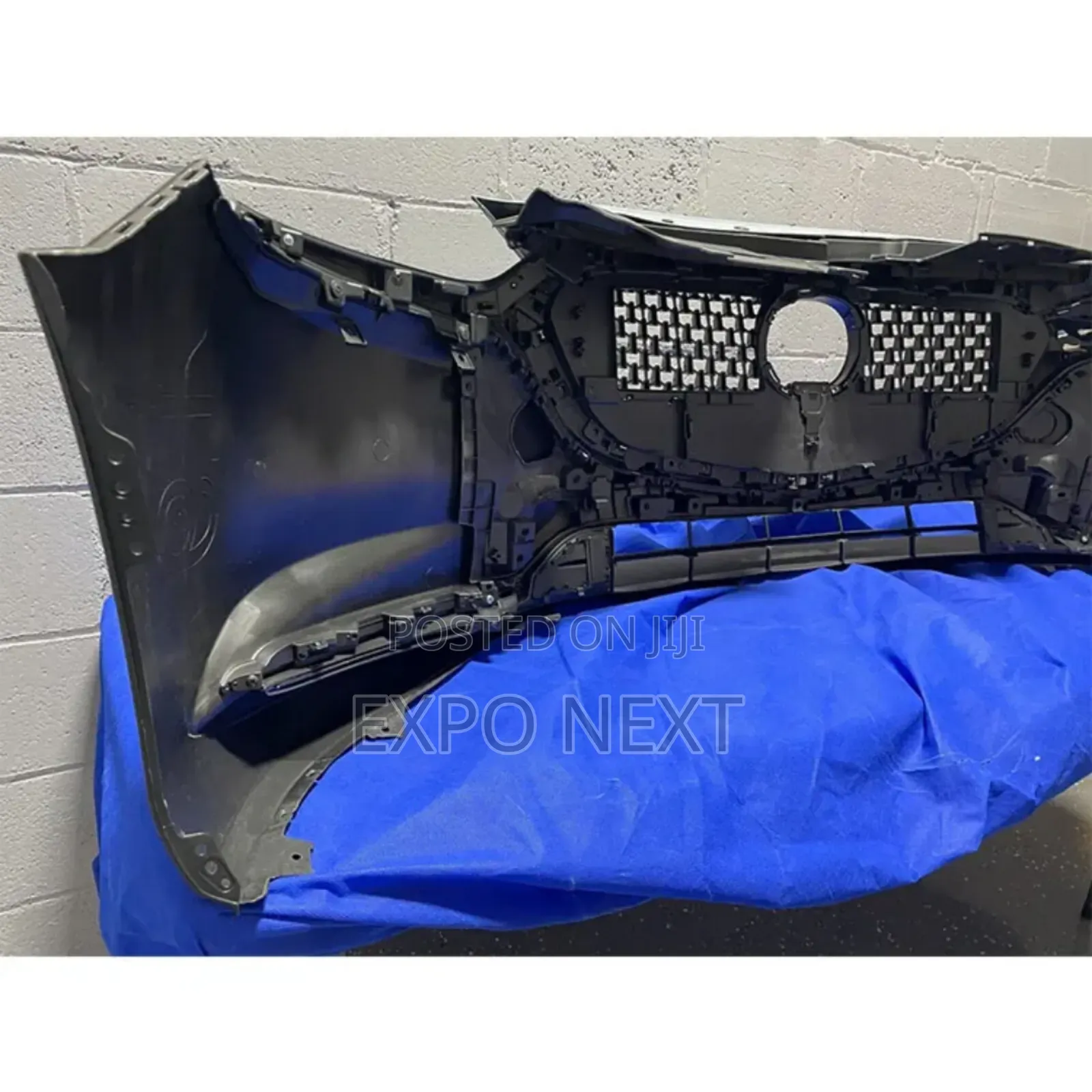 Madza Cx-6 Front Bumper Complete 2019-2021