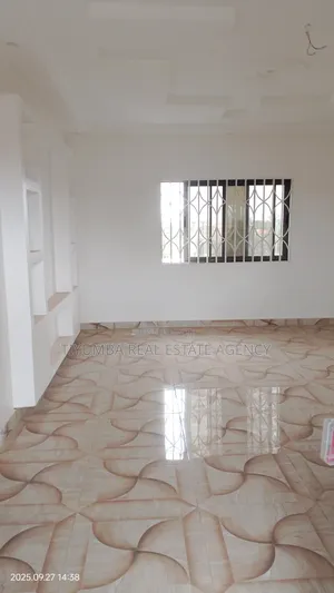 3bdrm Apartment in Tiyumba Agency., West Legon for rent