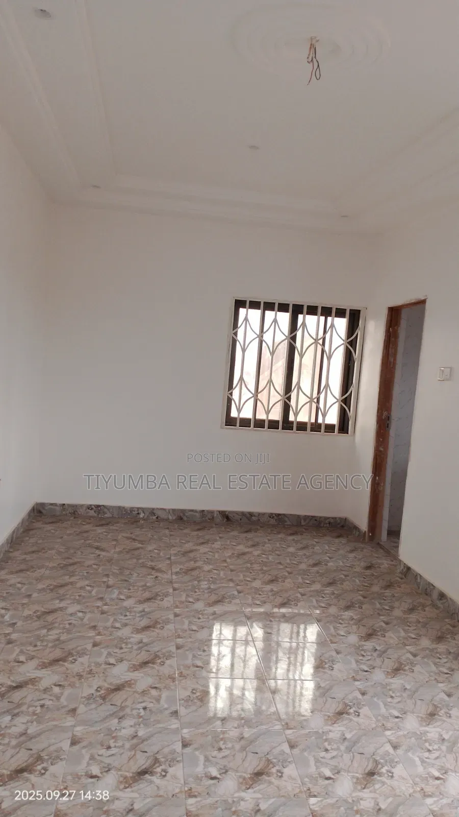 3bdrm Apartment in Tiyumba Agency., West Legon for rent