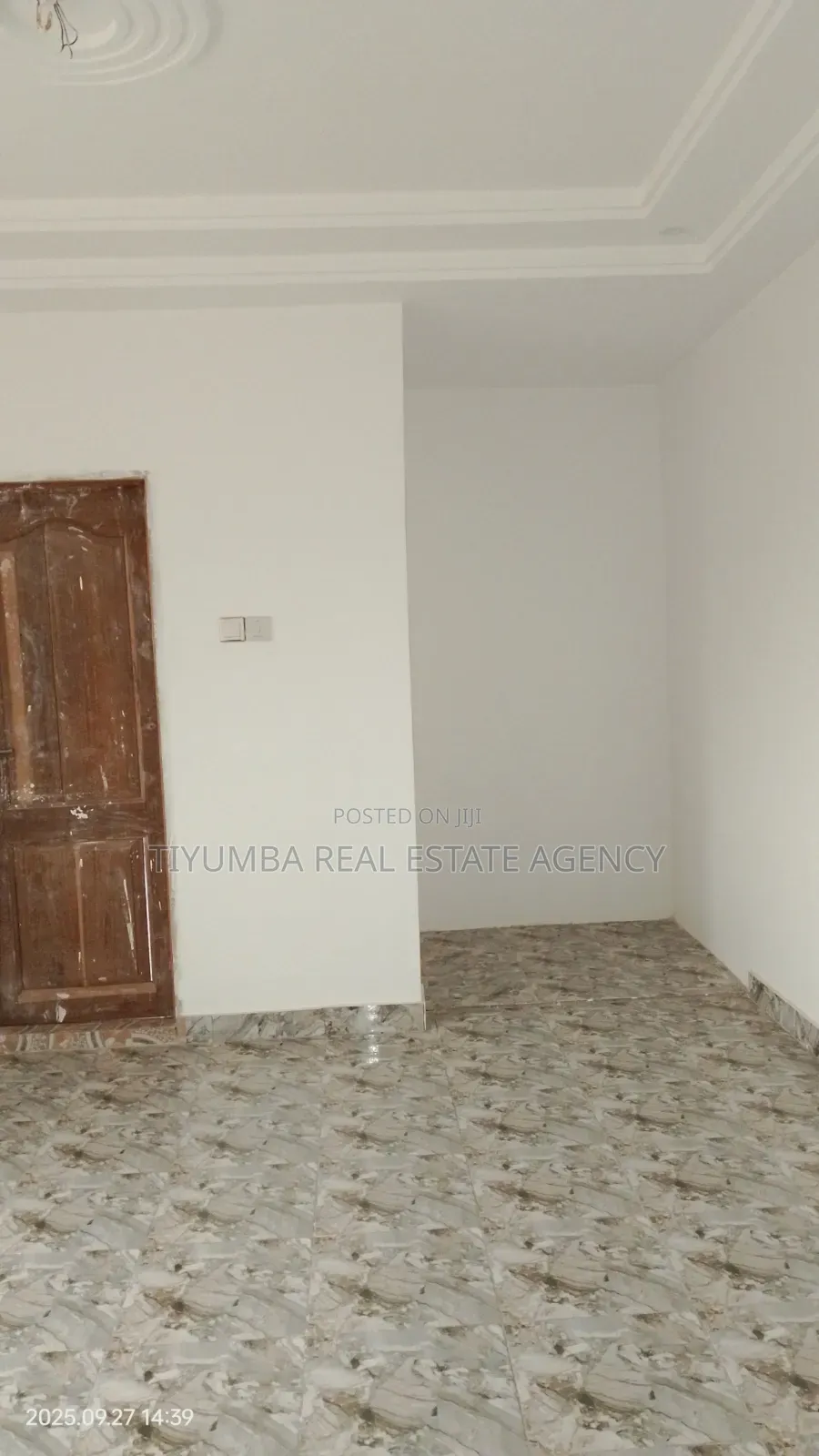 3bdrm Apartment in Tiyumba Agency., West Legon for rent