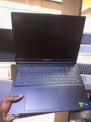 Laptop Gigabyte 32GB Intel Core i7 SSD 1T