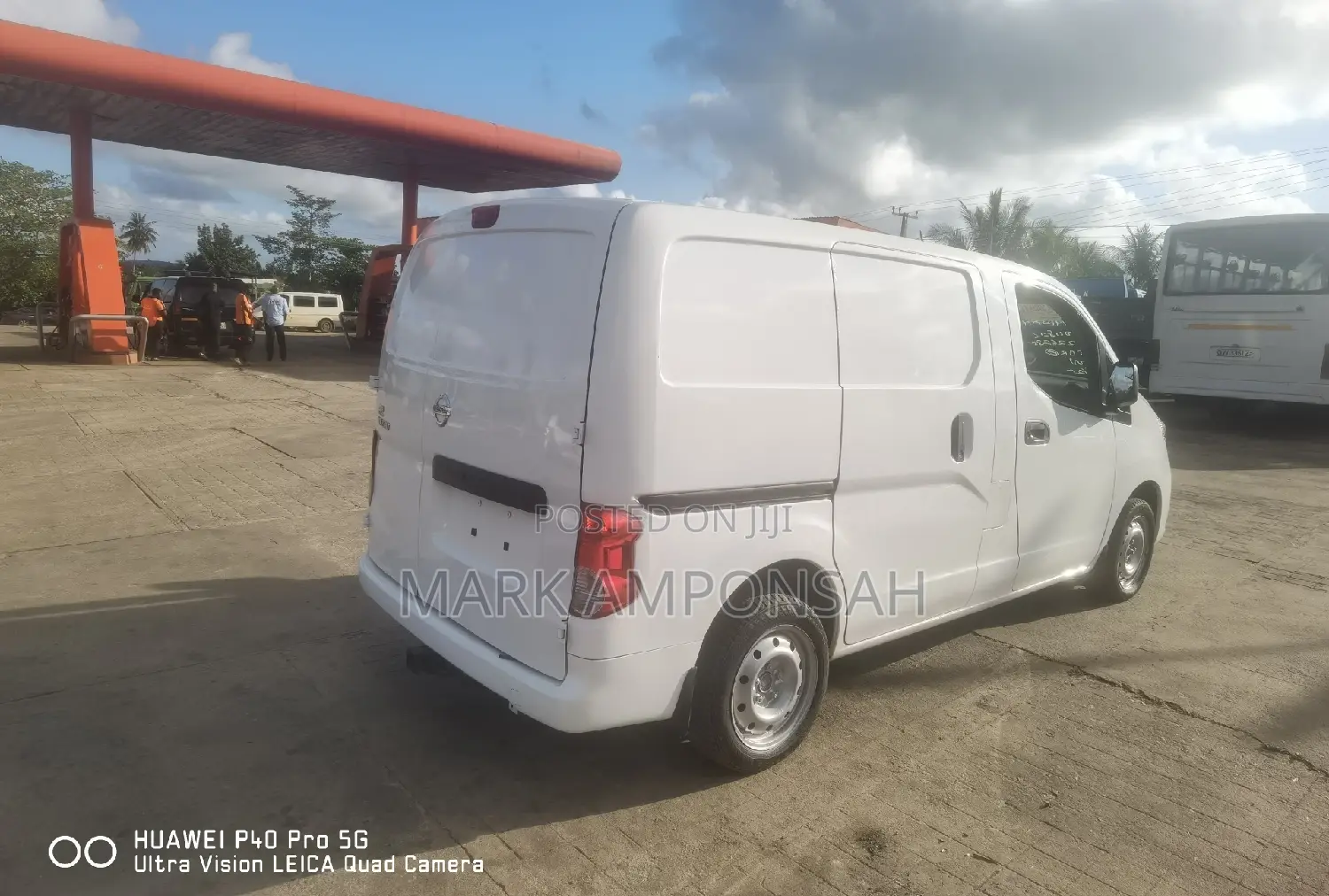 Nissan NV200 2019 White