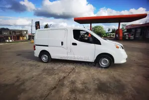 Nissan NV200 2019 White