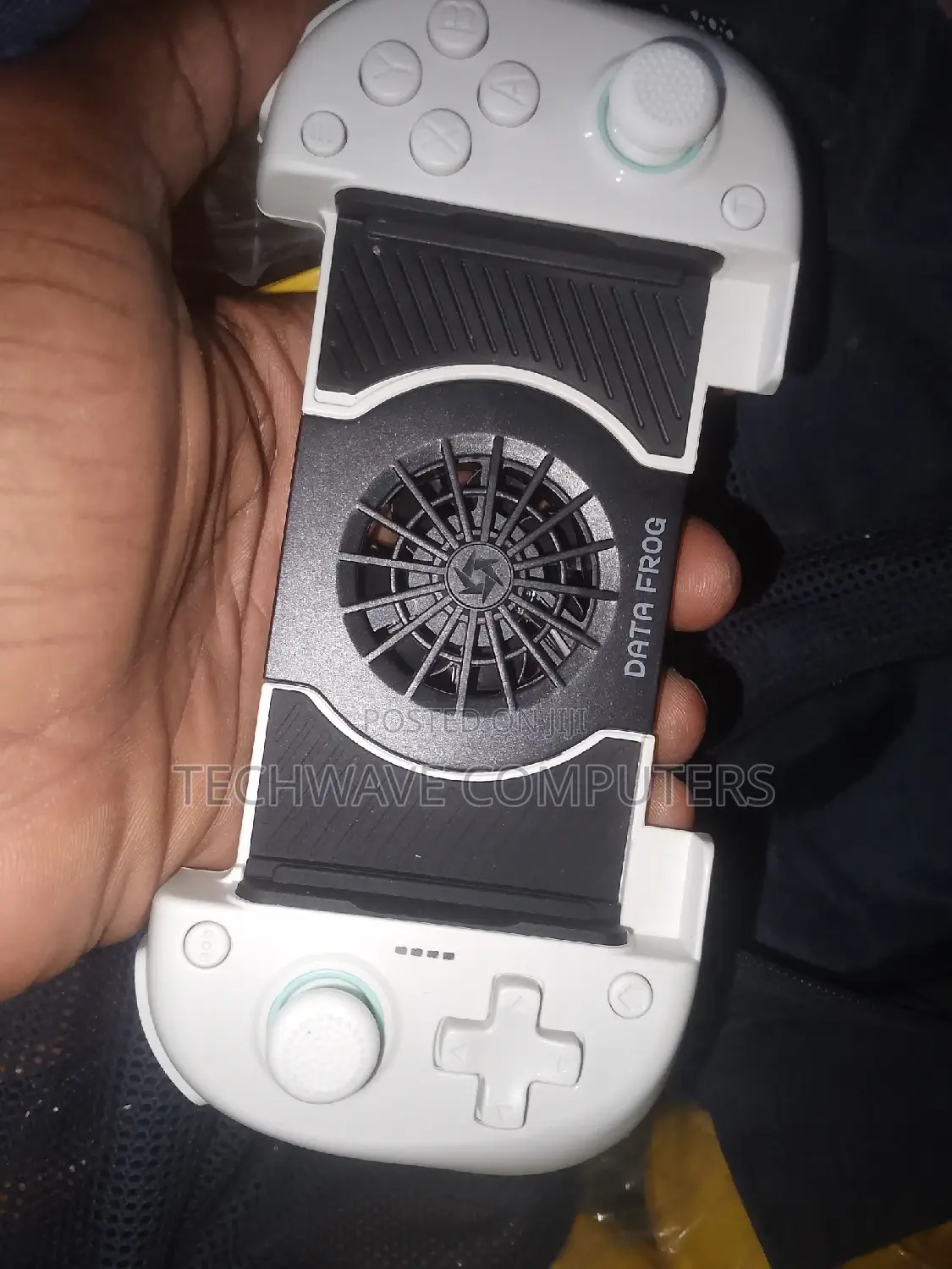 Switch, Smartphones Controller With Cooling System