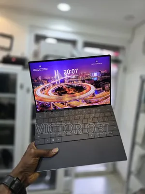 New Laptop Dell XPS 13 9320 32GB Intel Core I7 SSD 1T