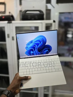 Laptop Dell XPS 13 9320 16GB Intel Core I7 SSD 1T