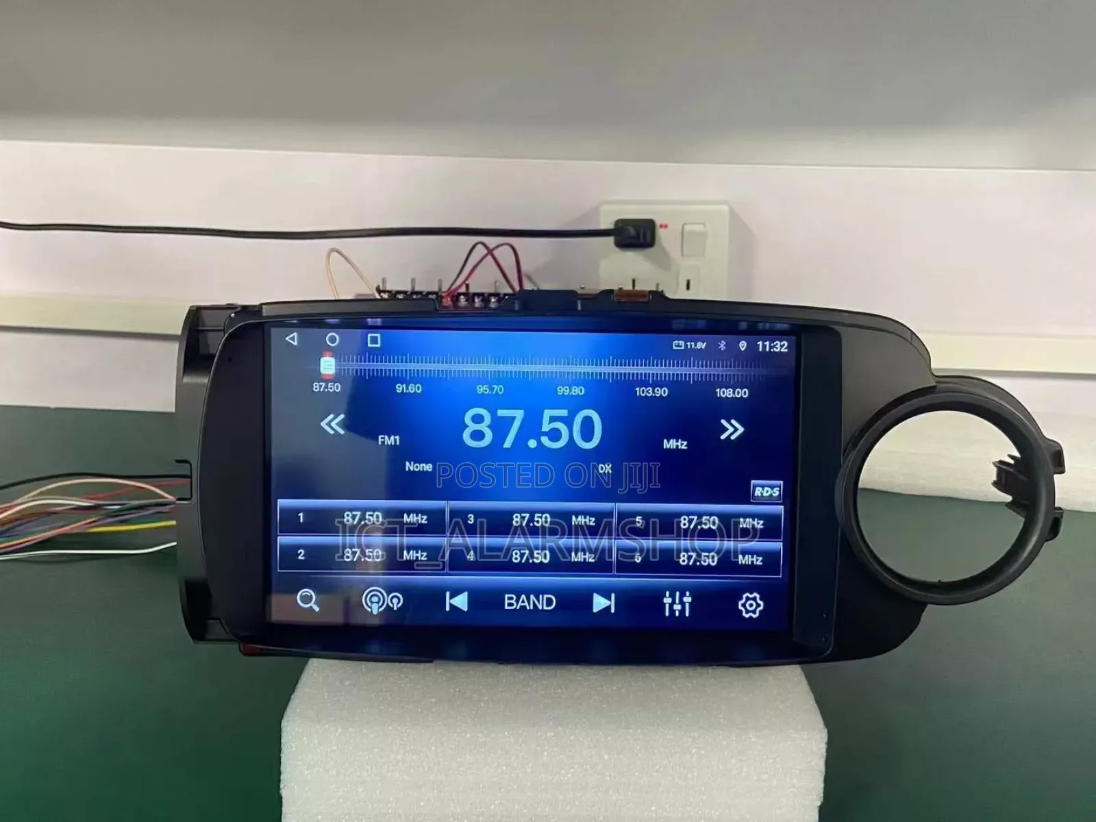 Toyota Vitz Yaris 2012 Carplay and Wireless Android Auto Multimedia