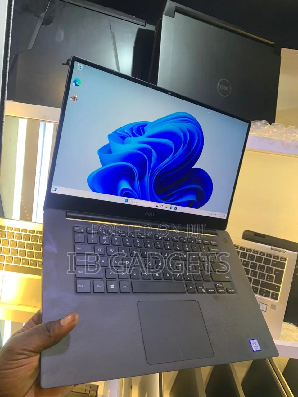 Laptop Dell Precision 15 5540 32GB Intel Xeon SSD 512GB