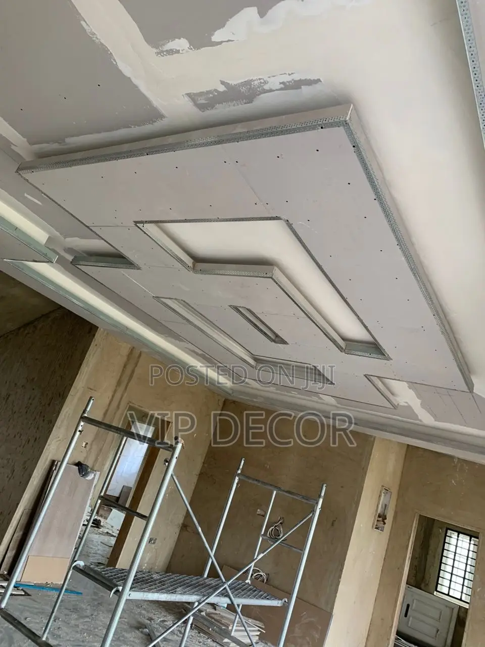 Moulding P.O.P and Plaster Board P.O.P Ceiling 