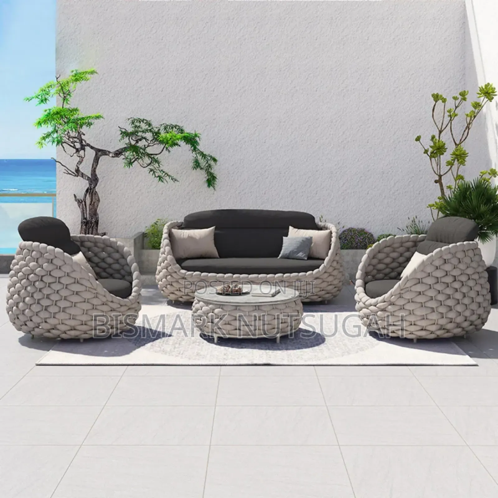 Outdoor Woven Sofa Set With Table