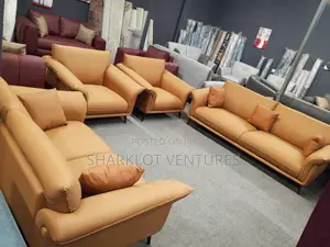 Beautifully Designed Crafted Sofa Leather Set