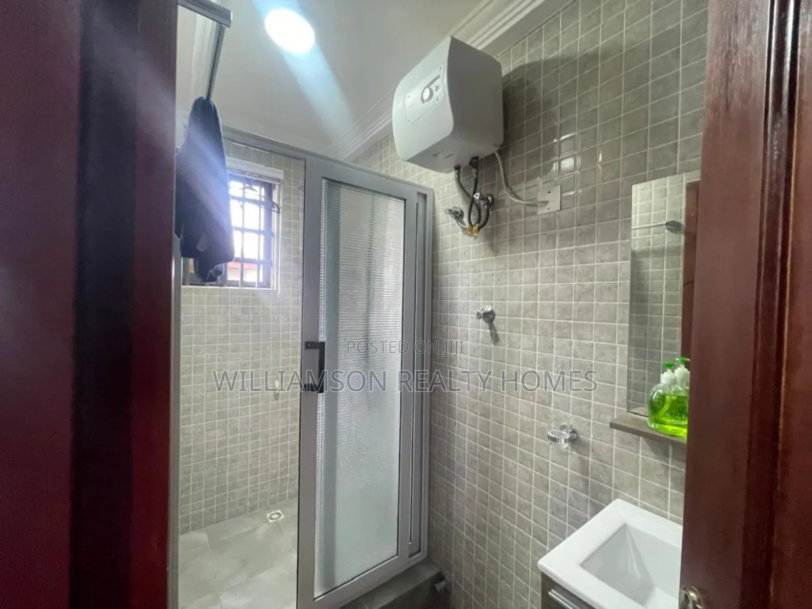 4bdrm House in Hfc Estate Area, Spintex for sale