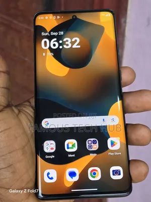 New Motorola Edge (2024) 256 GB Black