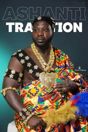 Traditional Kente Shoot in Kumasi