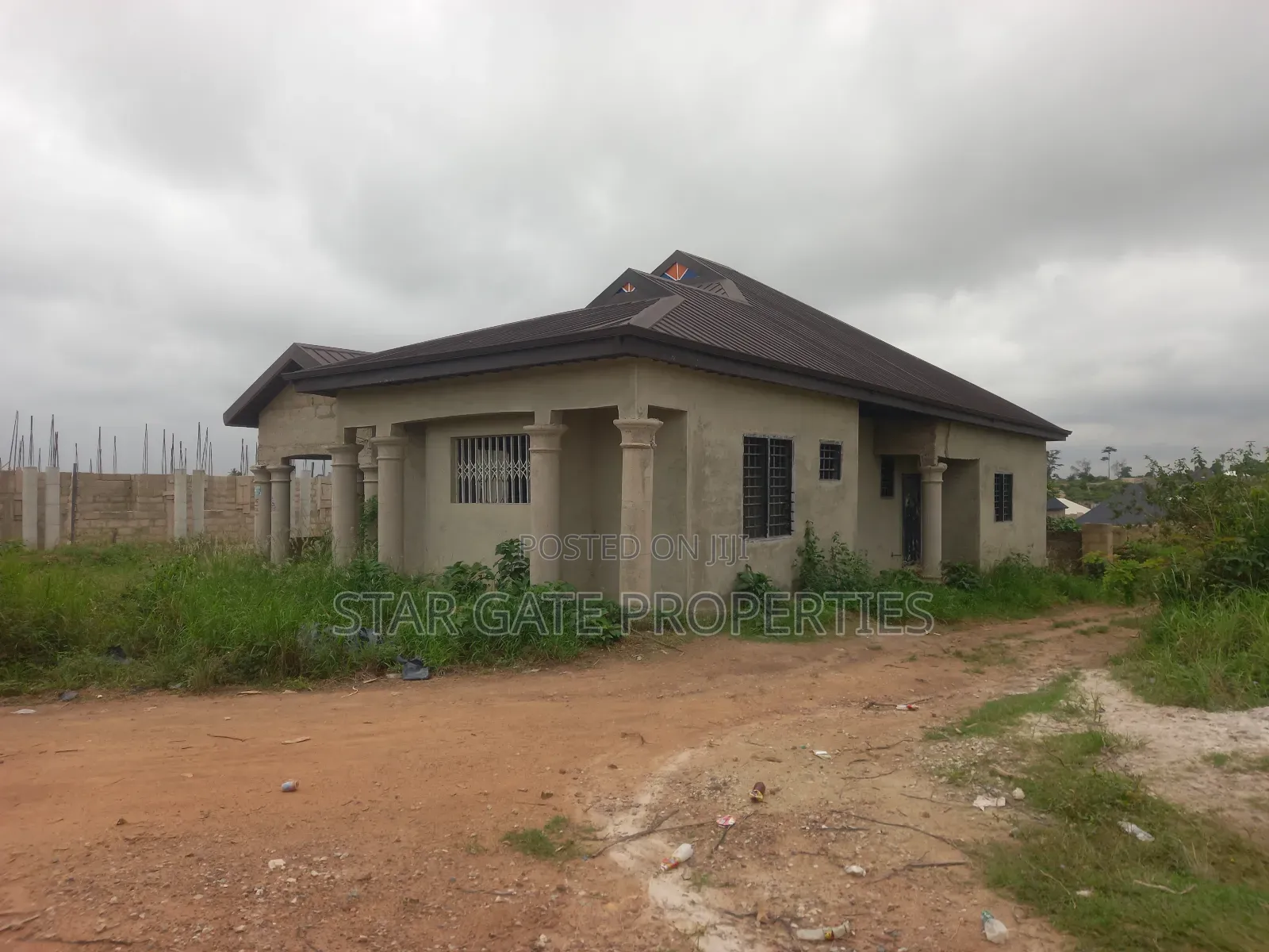 4bdrm House in Antoa New Site, Kumasi Metropolitan for sale