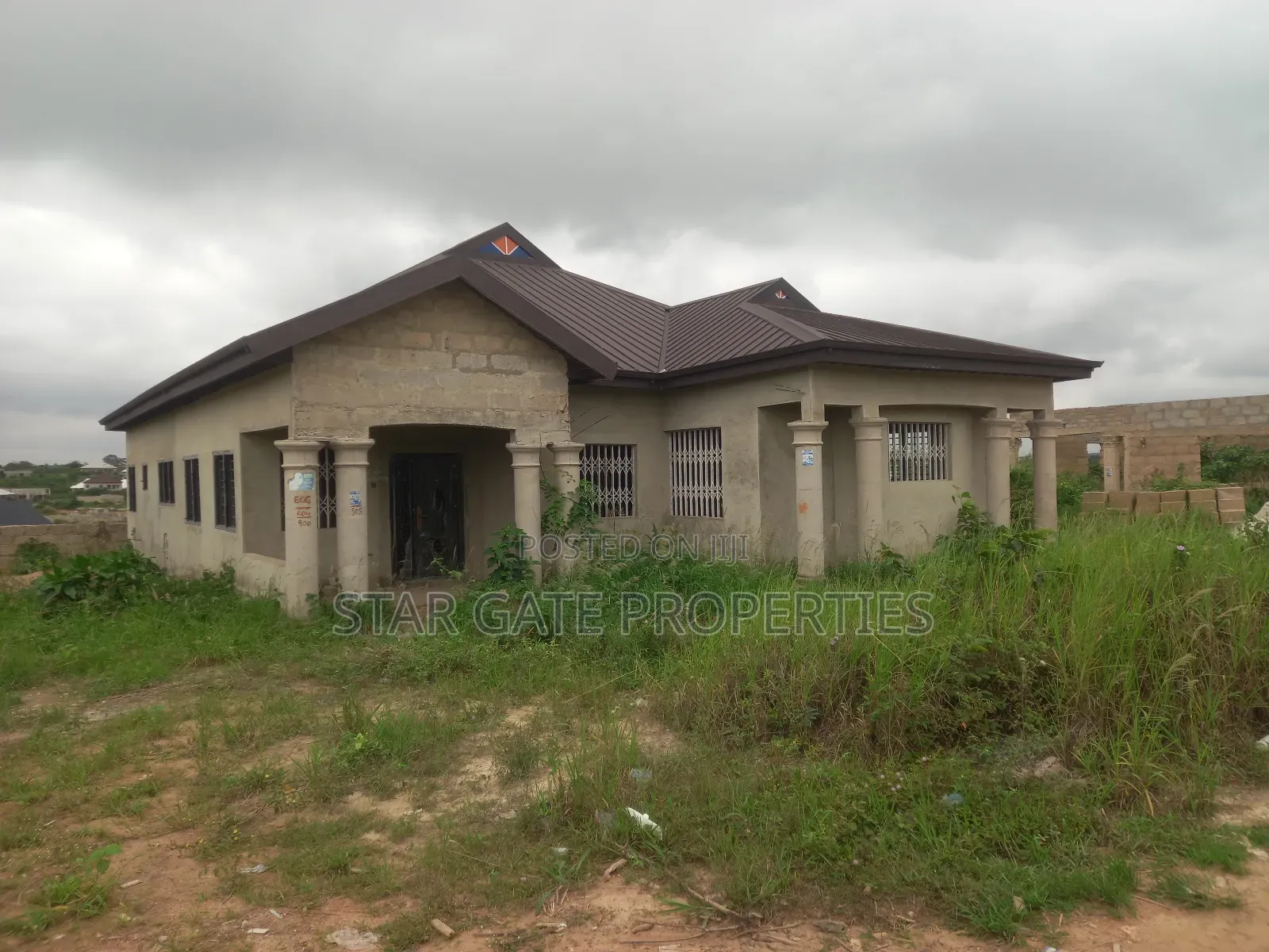4bdrm House in Antoa New Site, Kumasi Metropolitan for sale