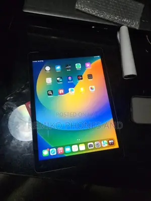 Apple iPad 10.2 (2020) 128 GB Silver