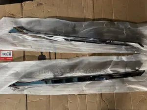 Honda Civic 2016,2017,2018 Headlight Shinning.