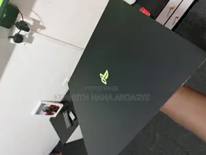 Ps4 Pro (1tb) + 2 Controllers – Ready to Play!