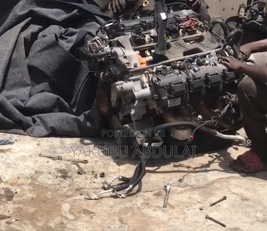 Engine Specialist