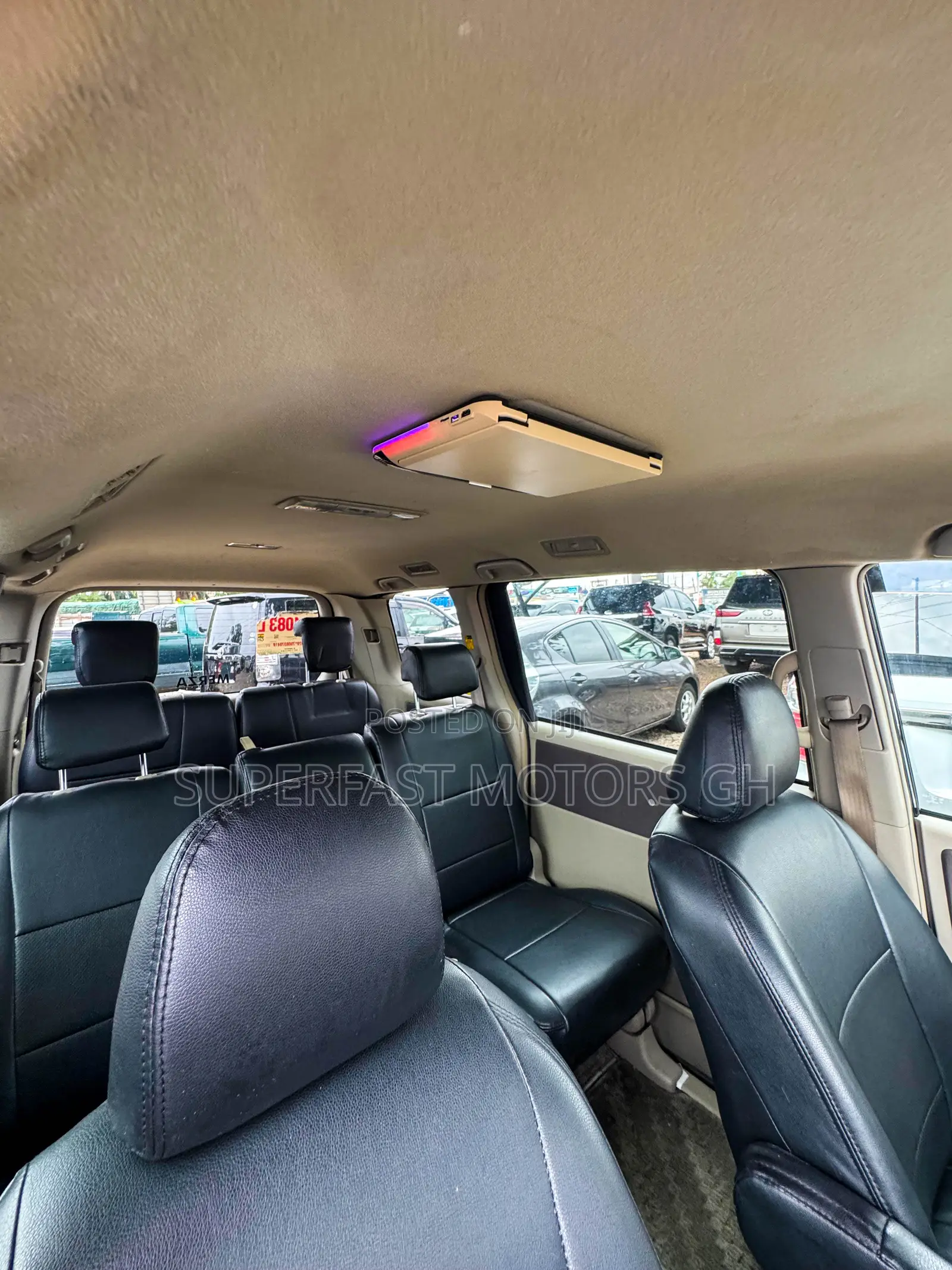 Toyota Noah 2.0 158hp AWD (8 Seater) 2012 Black