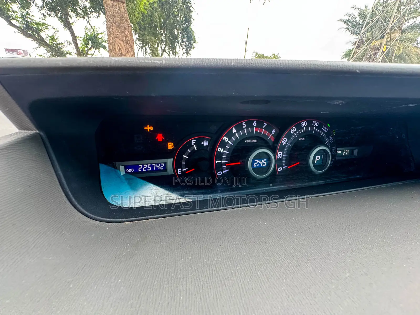 Toyota Noah 2.0 158hp AWD (8 Seater) 2012 Black