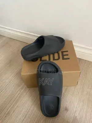 Yeezy Slides