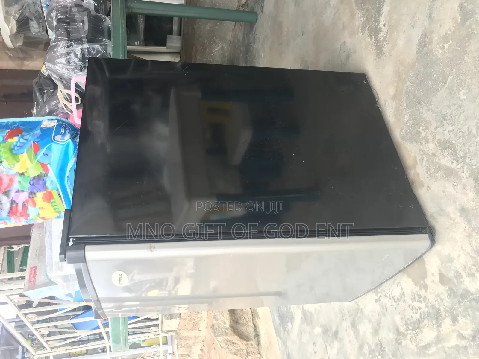 Chefmate Mini Refrigerator From U.S.