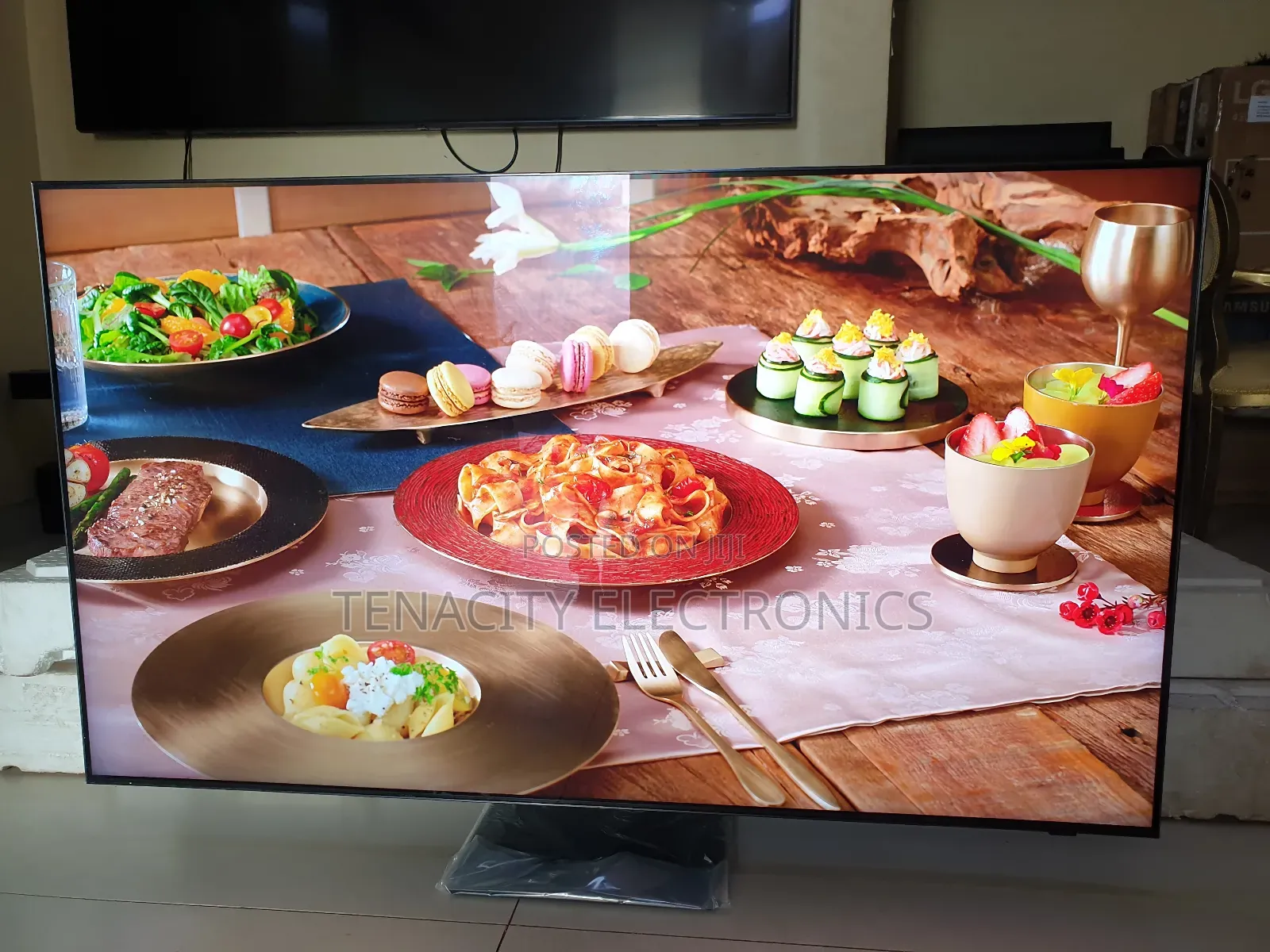 Neo Qled 55"Samsung Uhd HDR Edgeless Smart Satellite Tv