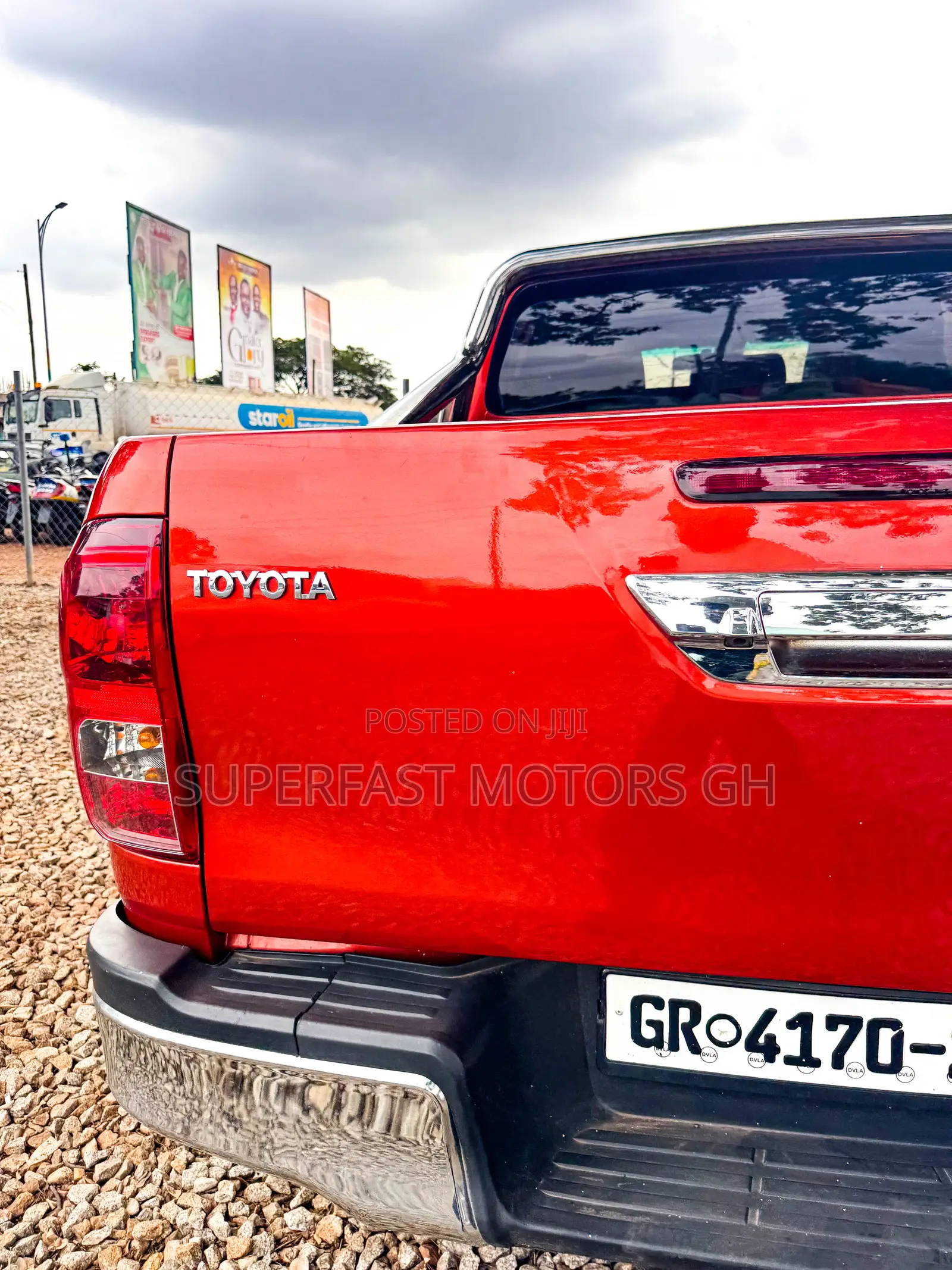 Toyota Hilux 2019 Orange