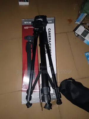 Tripod Stand