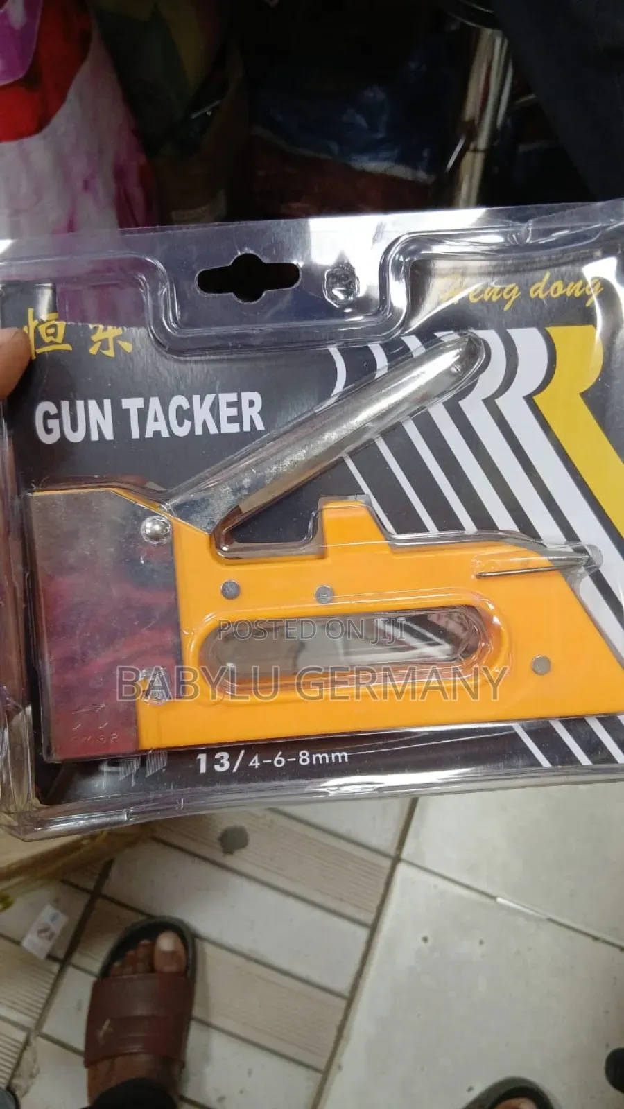 Staple Gun or Gun Taker