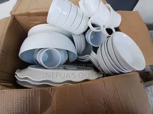 35 to 50pcs Mixed Ceramics